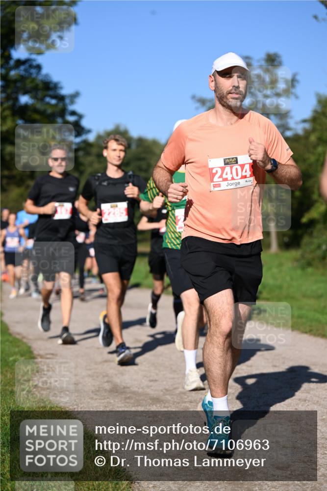 22.09.2024 - 32. Volkslauf durch das schöne Alstertal Dr. Thomas Lammeyer http://msf.ph/oto/7106963 22.09.2024 10:26:26 Laufen 2404 meine-sportfotos.de