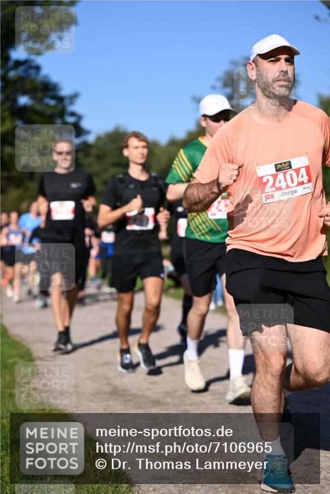 22.09.2024 - 32. Volkslauf durch das schöne Alstertal Dr. Thomas Lammeyer http://msf.ph/oto/7106965 22.09.2024 10:26:26 Laufen 2404 meine-sportfotos.de