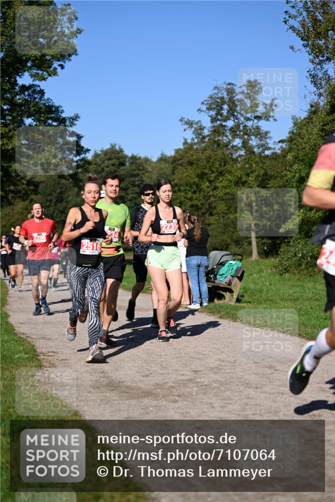 22.09.2024 - 32. Volkslauf durch das schöne Alstertal Dr. Thomas Lammeyer http://msf.ph/oto/7107064 22.09.2024 10:26:47 Laufen 2516 meine-sportfotos.de