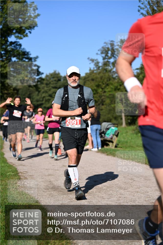 22.09.2024 - 32. Volkslauf durch das schöne Alstertal Dr. Thomas Lammeyer http://msf.ph/oto/7107086 22.09.2024 10:26:51 Laufen 2091 meine-sportfotos.de