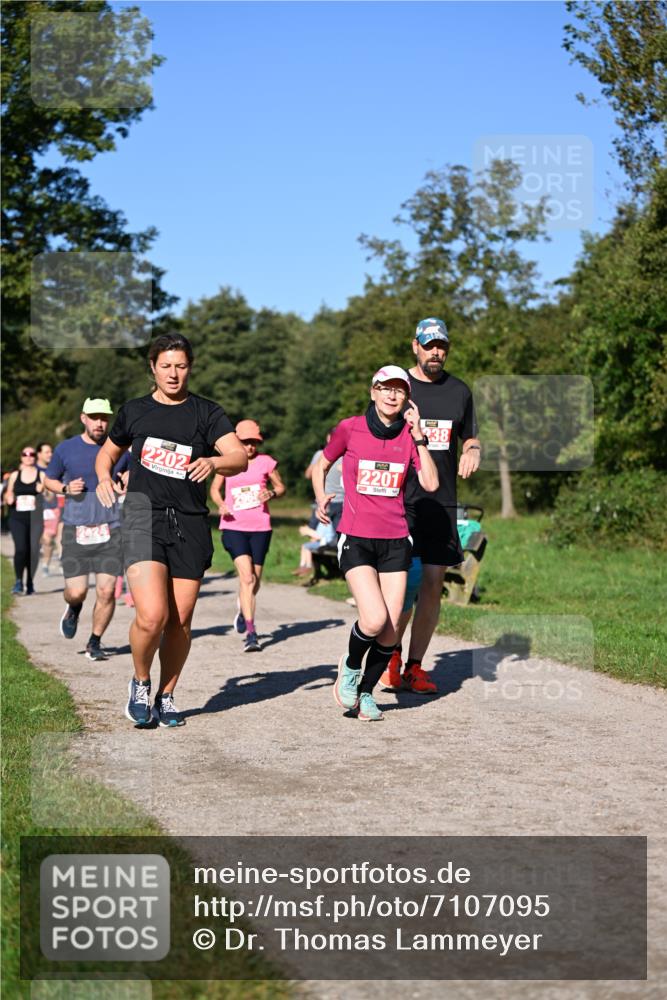 22.09.2024 - 32. Volkslauf durch das schöne Alstertal Dr. Thomas Lammeyer http://msf.ph/oto/7107095 22.09.2024 10:26:52 Laufen 2202, 2201, 238 meine-sportfotos.de