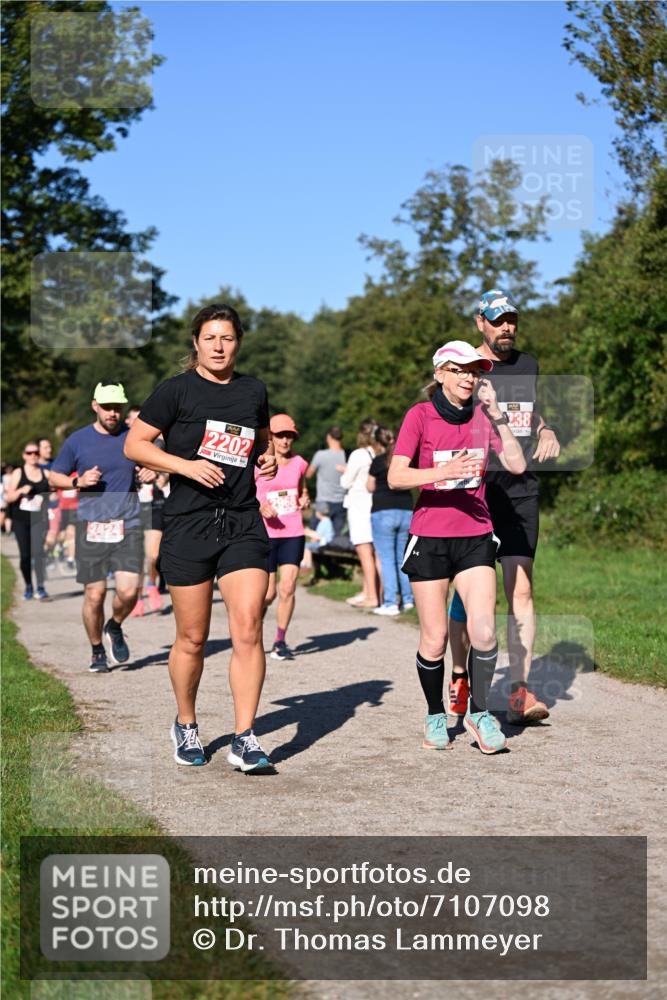 22.09.2024 - 32. Volkslauf durch das schöne Alstertal Dr. Thomas Lammeyer http://msf.ph/oto/7107098 22.09.2024 10:26:53 Laufen 2424, 2202, 238 meine-sportfotos.de