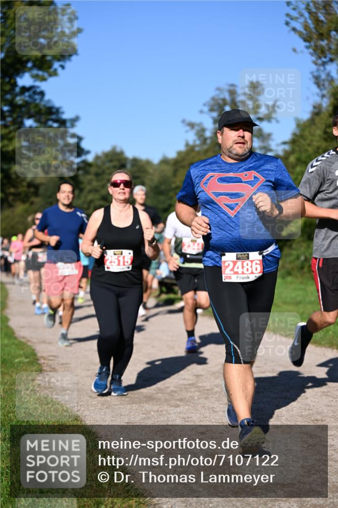 22.09.2024 - 32. Volkslauf durch das schöne Alstertal Dr. Thomas Lammeyer http://msf.ph/oto/7107122 22.09.2024 10:26:58 Laufen 2515, 2486 meine-sportfotos.de