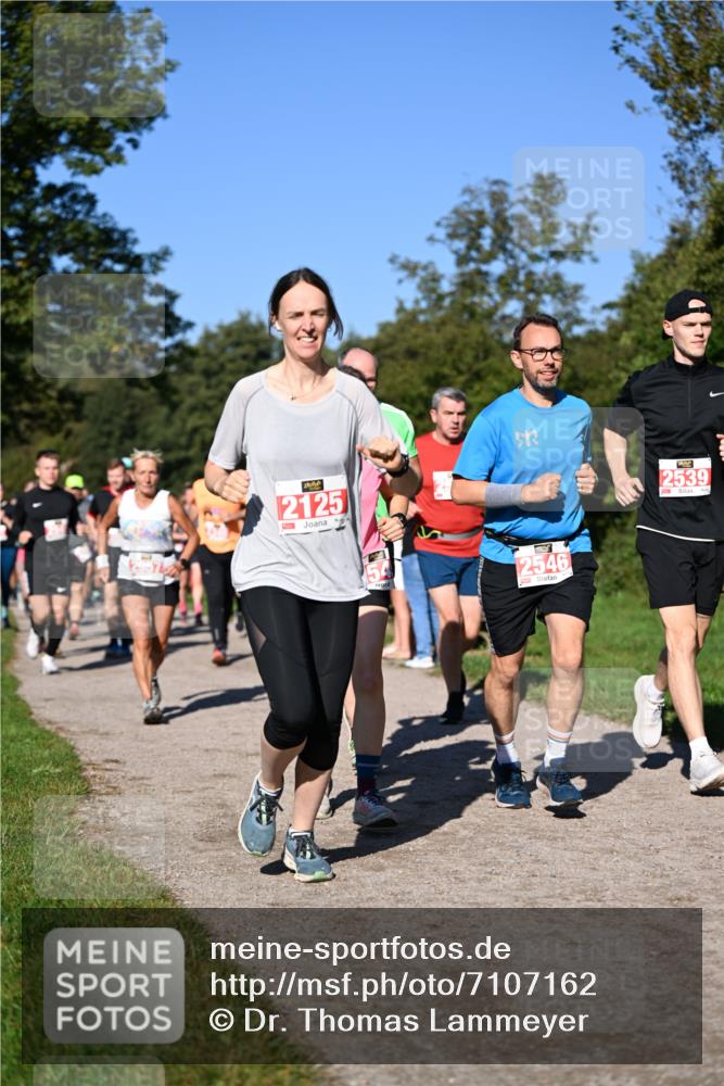 22.09.2024 - 32. Volkslauf durch das schöne Alstertal Dr. Thomas Lammeyer http://msf.ph/oto/7107162 22.09.2024 10:27:06 Laufen 2125, 2546, 2539 meine-sportfotos.de