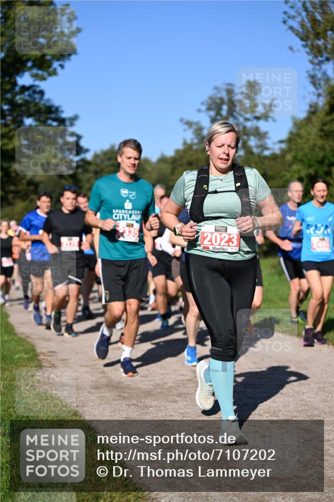 22.09.2024 - 32. Volkslauf durch das schöne Alstertal Dr. Thomas Lammeyer http://msf.ph/oto/7107202 22.09.2024 10:27:16 Laufen 83, 12023 meine-sportfotos.de