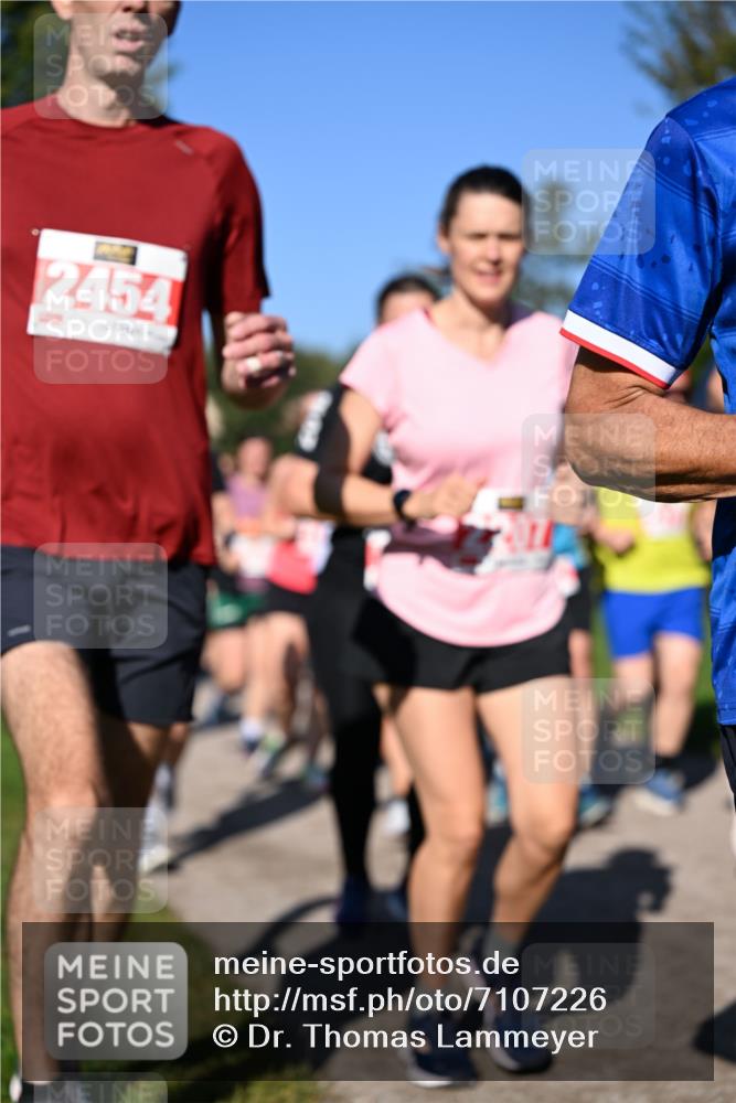 22.09.2024 - 32. Volkslauf durch das schöne Alstertal Dr. Thomas Lammeyer http://msf.ph/oto/7107226 22.09.2024 10:27:21 Laufen 2454 meine-sportfotos.de
