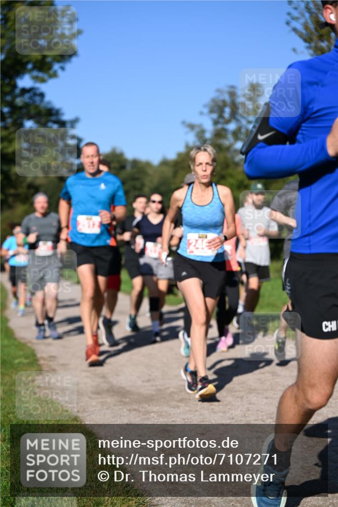 22.09.2024 - 32. Volkslauf durch das schöne Alstertal Dr. Thomas Lammeyer http://msf.ph/oto/7107271 22.09.2024 10:27:34 Laufen 24 meine-sportfotos.de
