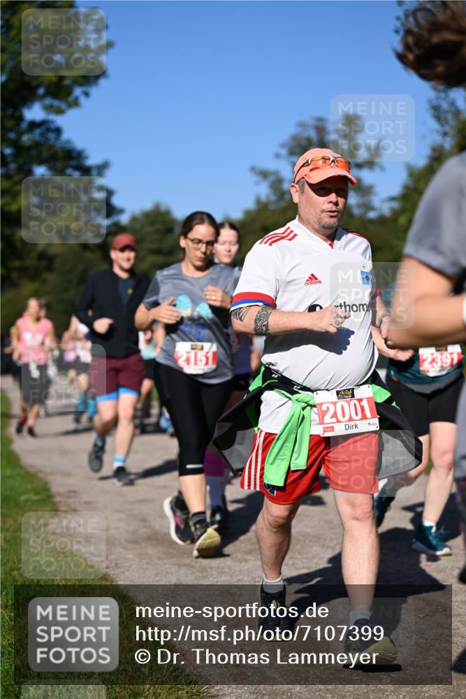 22.09.2024 - 32. Volkslauf durch das schöne Alstertal Dr. Thomas Lammeyer http://msf.ph/oto/7107399 22.09.2024 10:28:04 Laufen 2151, 2001, 2391 meine-sportfotos.de