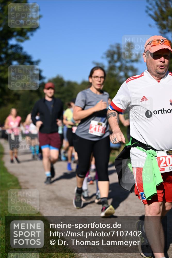 22.09.2024 - 32. Volkslauf durch das schöne Alstertal Dr. Thomas Lammeyer http://msf.ph/oto/7107402 22.09.2024 10:28:04 Laufen 215, 20 meine-sportfotos.de