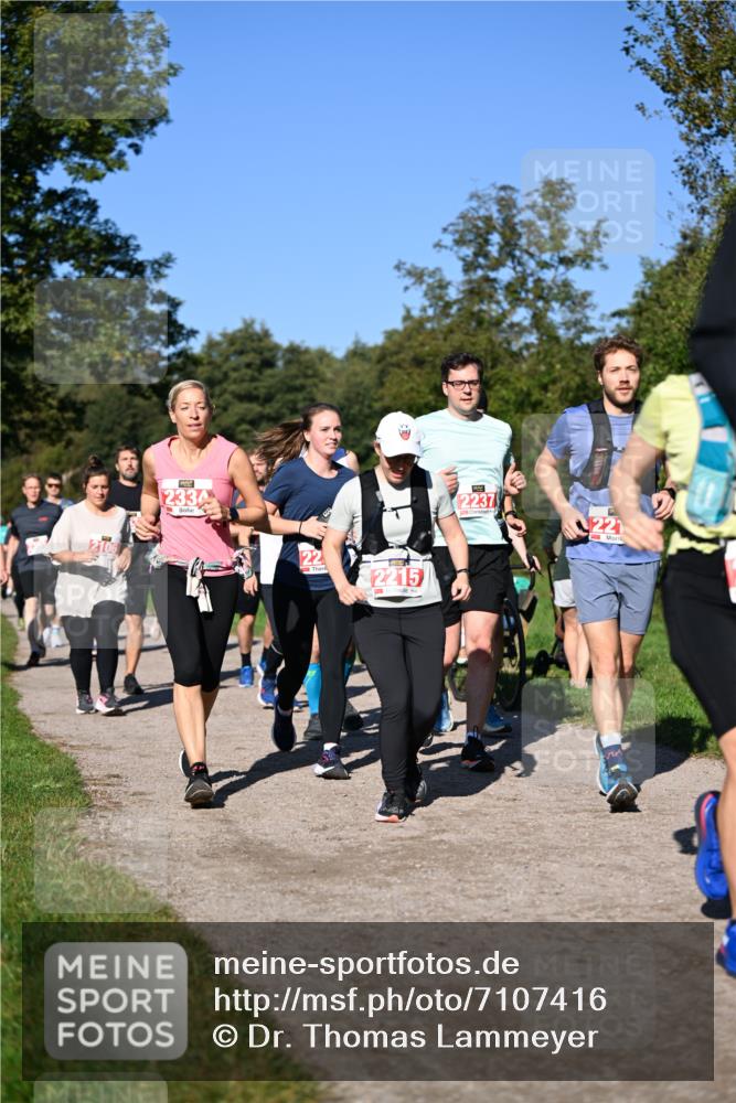 22.09.2024 - 32. Volkslauf durch das schöne Alstertal Dr. Thomas Lammeyer http://msf.ph/oto/7107416 22.09.2024 10:28:07 Laufen 2106, 2334, 22, 2215, 2237, 221 meine-sportfotos.de