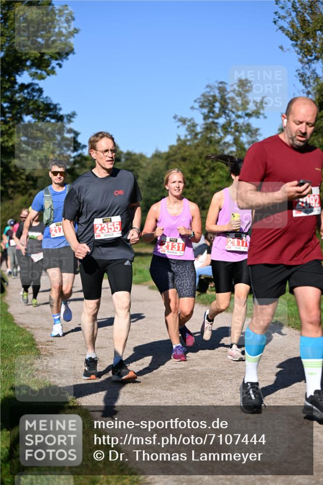 22.09.2024 - 32. Volkslauf durch das schöne Alstertal Dr. Thomas Lammeyer http://msf.ph/oto/7107444 22.09.2024 10:28:13 Laufen 2355, 2131, 192 meine-sportfotos.de