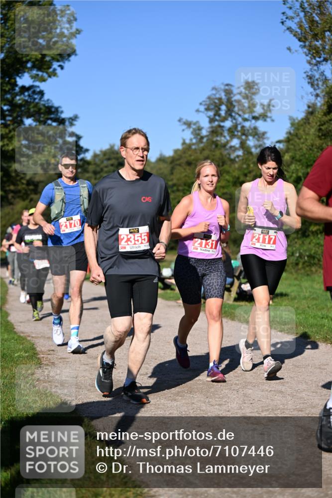 22.09.2024 - 32. Volkslauf durch das schöne Alstertal Dr. Thomas Lammeyer http://msf.ph/oto/7107446 22.09.2024 10:28:13 Laufen 2170, 2355, 2131, 2117 meine-sportfotos.de