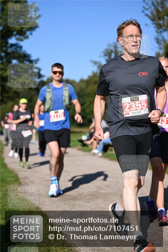 22.09.2024 - 32. Volkslauf durch das schöne Alstertal Dr. Thomas Lammeyer http://msf.ph/oto/7107451 22.09.2024 10:28:14 Laufen 2355, 3 meine-sportfotos.de
