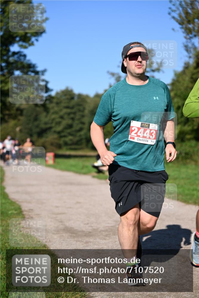22.09.2024 - 32. Volkslauf durch das schöne Alstertal Dr. Thomas Lammeyer http://msf.ph/oto/7107520 22.09.2024 10:28:27 Laufen 2443 meine-sportfotos.de