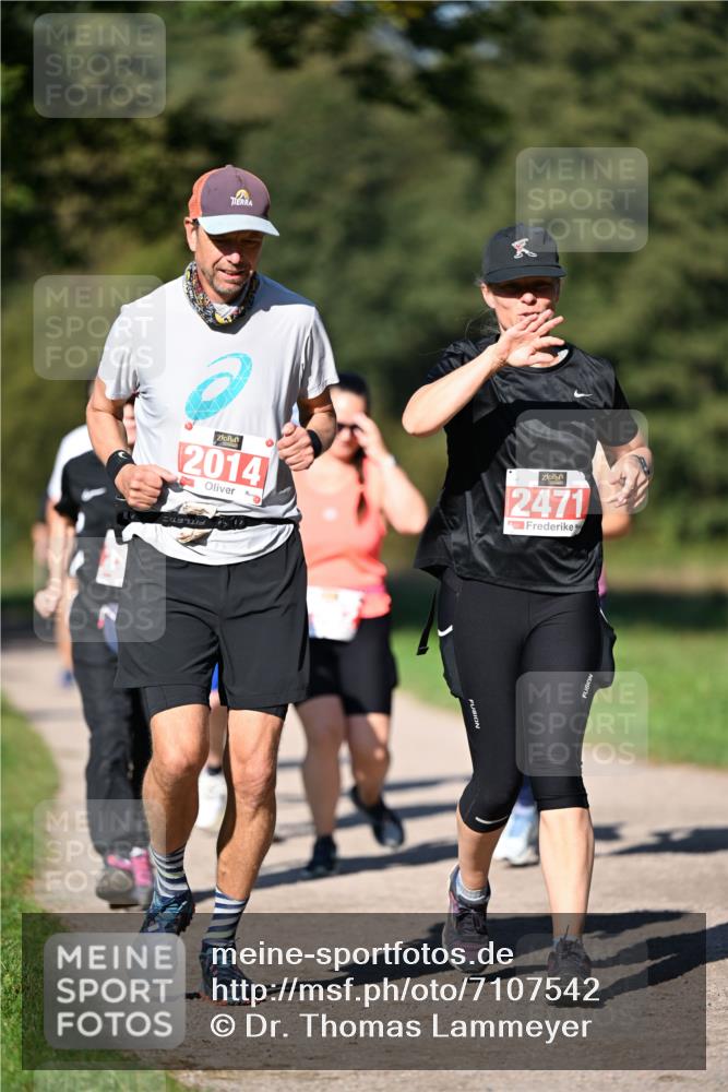 22.09.2024 - 32. Volkslauf durch das schöne Alstertal Dr. Thomas Lammeyer http://msf.ph/oto/7107542 22.09.2024 10:28:37 Laufen 2014, 2471 meine-sportfotos.de