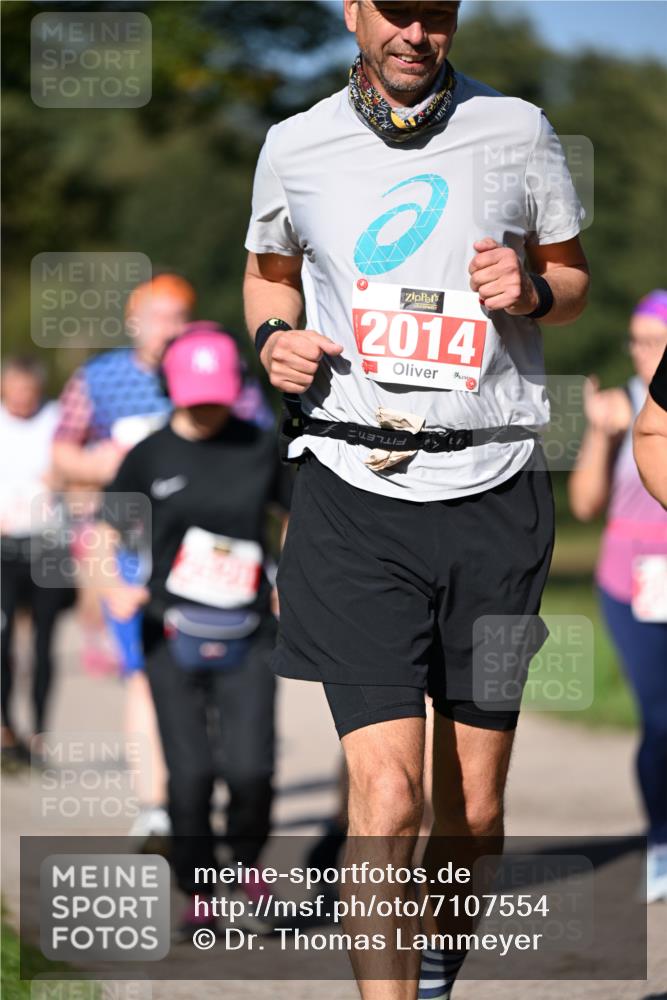 22.09.2024 - 32. Volkslauf durch das schöne Alstertal Dr. Thomas Lammeyer http://msf.ph/oto/7107554 22.09.2024 10:28:40 Laufen 2014, 3 meine-sportfotos.de