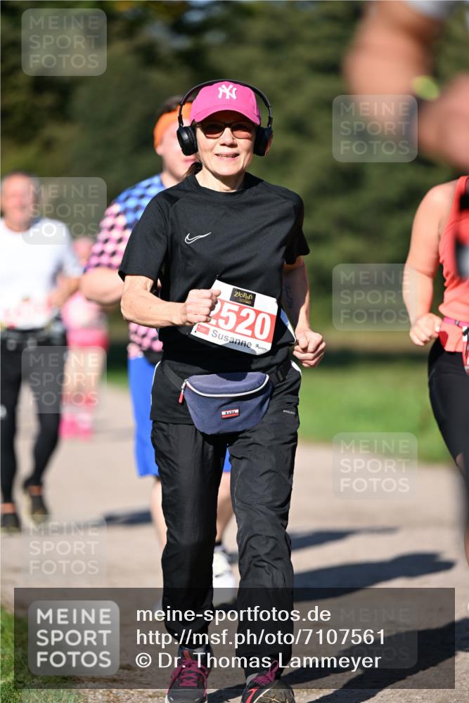 22.09.2024 - 32. Volkslauf durch das schöne Alstertal Dr. Thomas Lammeyer http://msf.ph/oto/7107561 22.09.2024 10:28:42 Laufen 2520 meine-sportfotos.de