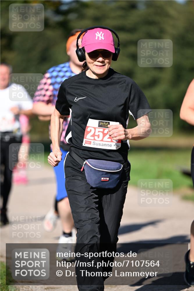 22.09.2024 - 32. Volkslauf durch das schöne Alstertal Dr. Thomas Lammeyer http://msf.ph/oto/7107564 22.09.2024 10:28:42 Laufen 25 meine-sportfotos.de