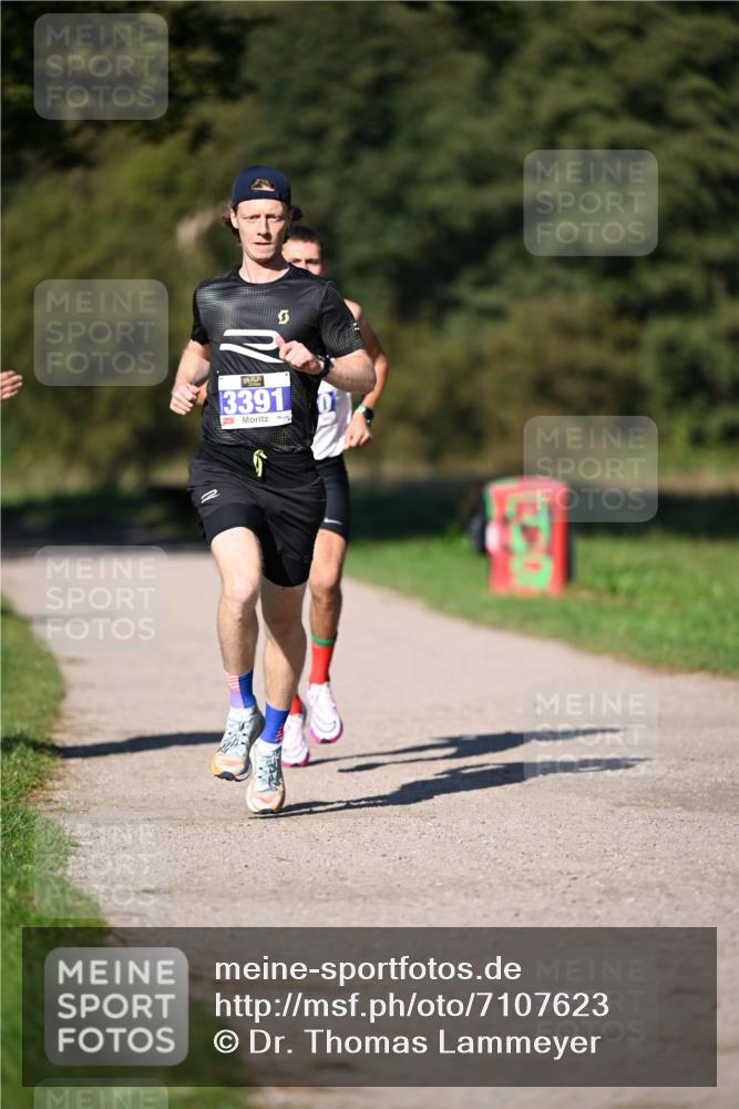 22.09.2024 - 32. Volkslauf durch das schöne Alstertal Dr. Thomas Lammeyer http://msf.ph/oto/7107623 22.09.2024 10:34:07 Laufen 3391 meine-sportfotos.de