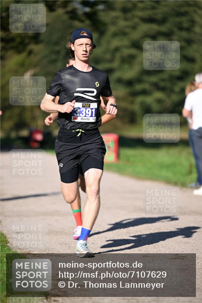 22.09.2024 - 32. Volkslauf durch das schöne Alstertal Dr. Thomas Lammeyer http://msf.ph/oto/7107629 22.09.2024 10:34:08 Laufen 3, 13391 meine-sportfotos.de