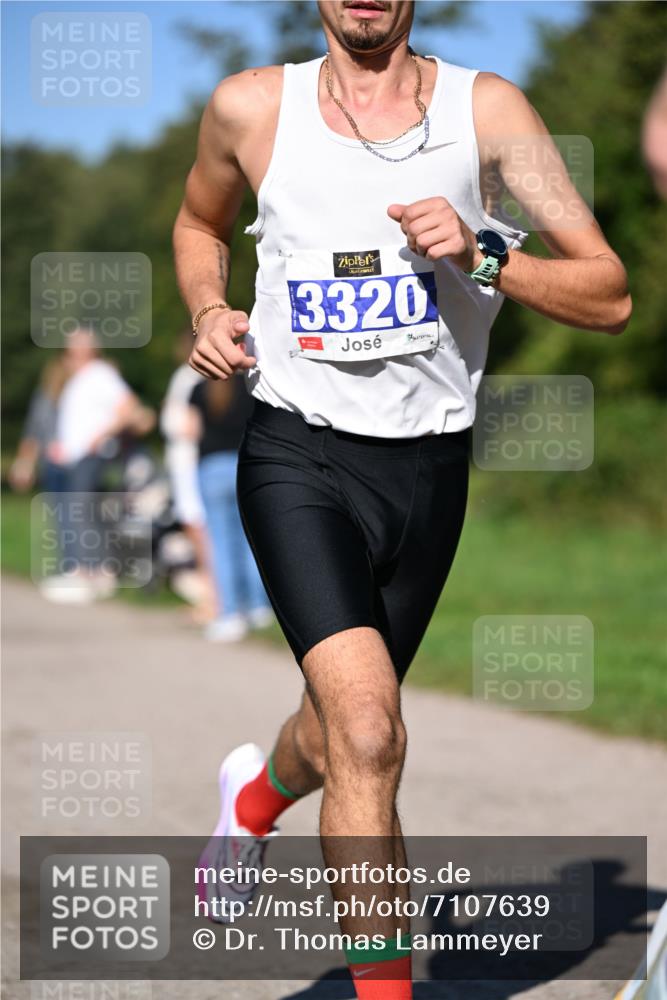 22.09.2024 - 32. Volkslauf durch das schöne Alstertal Dr. Thomas Lammeyer http://msf.ph/oto/7107639 22.09.2024 10:34:10 Laufen 3320 meine-sportfotos.de