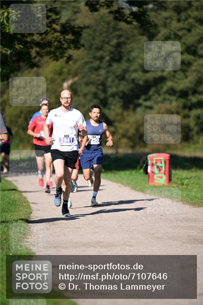 22.09.2024 - 32. Volkslauf durch das schöne Alstertal Dr. Thomas Lammeyer http://msf.ph/oto/7107646 22.09.2024 10:34:15 Laufen 3941 meine-sportfotos.de