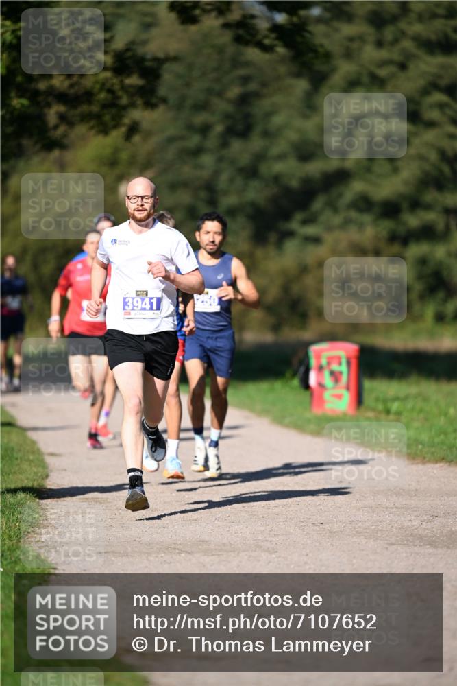 22.09.2024 - 32. Volkslauf durch das schöne Alstertal Dr. Thomas Lammeyer http://msf.ph/oto/7107652 22.09.2024 10:34:16 Laufen 3941 meine-sportfotos.de