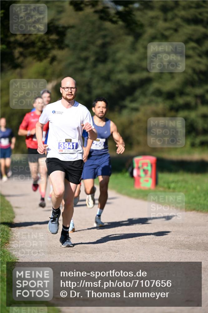 22.09.2024 - 32. Volkslauf durch das schöne Alstertal Dr. Thomas Lammeyer http://msf.ph/oto/7107656 22.09.2024 10:34:16 Laufen 3941, 00 meine-sportfotos.de