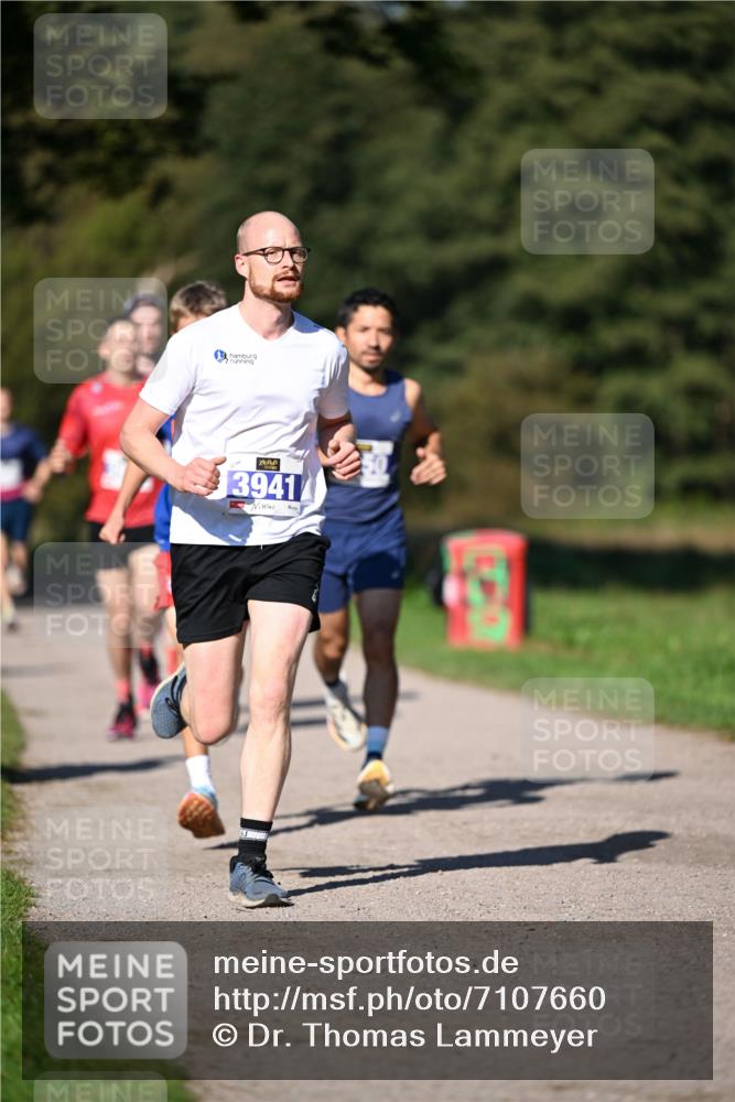 22.09.2024 - 32. Volkslauf durch das schöne Alstertal Dr. Thomas Lammeyer http://msf.ph/oto/7107660 22.09.2024 10:34:17 Laufen 3941 meine-sportfotos.de