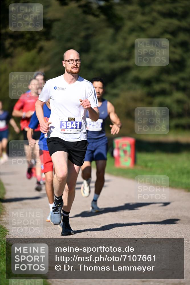 22.09.2024 - 32. Volkslauf durch das schöne Alstertal Dr. Thomas Lammeyer http://msf.ph/oto/7107661 22.09.2024 10:34:17 Laufen 3941, 250 meine-sportfotos.de