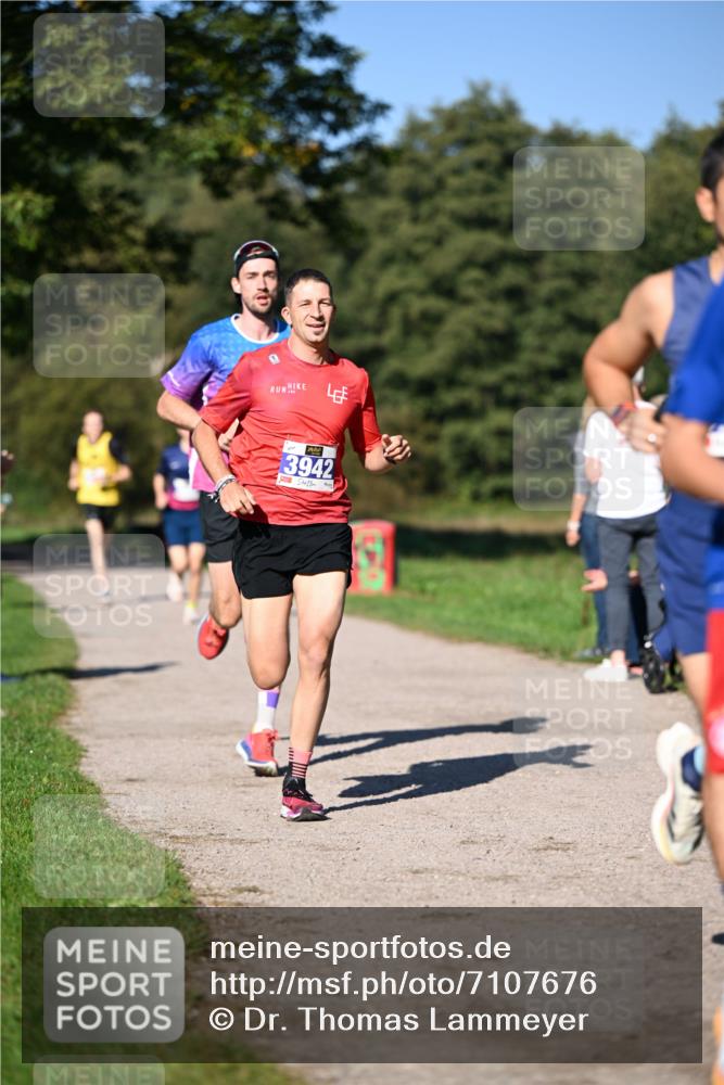 22.09.2024 - 32. Volkslauf durch das schöne Alstertal Dr. Thomas Lammeyer http://msf.ph/oto/7107676 22.09.2024 10:34:20 Laufen 3942 meine-sportfotos.de