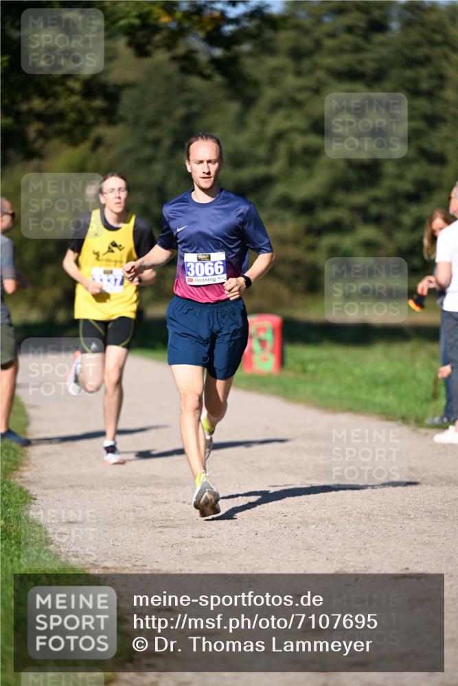 22.09.2024 - 32. Volkslauf durch das schöne Alstertal Dr. Thomas Lammeyer http://msf.ph/oto/7107695 22.09.2024 10:34:24 Laufen 3066 meine-sportfotos.de