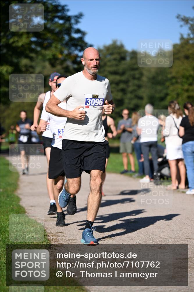 22.09.2024 - 32. Volkslauf durch das schöne Alstertal Dr. Thomas Lammeyer http://msf.ph/oto/7107762 22.09.2024 10:34:39 Laufen 3096 meine-sportfotos.de