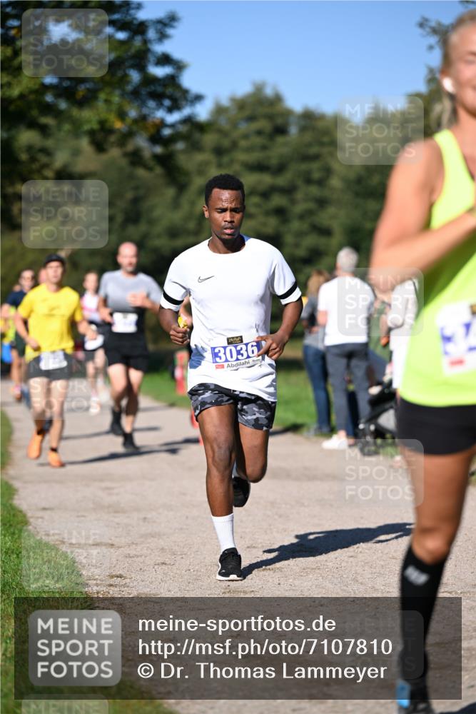 22.09.2024 - 32. Volkslauf durch das schöne Alstertal Dr. Thomas Lammeyer http://msf.ph/oto/7107810 22.09.2024 10:34:49 Laufen 3036 meine-sportfotos.de