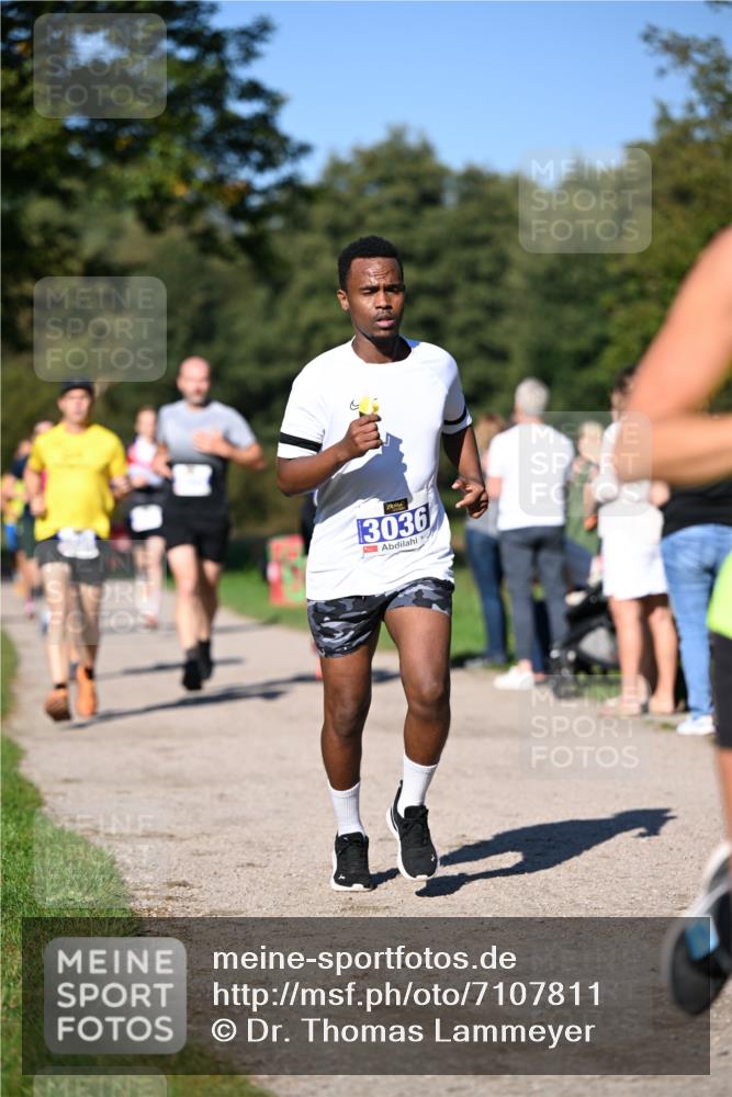 22.09.2024 - 32. Volkslauf durch das schöne Alstertal Dr. Thomas Lammeyer http://msf.ph/oto/7107811 22.09.2024 10:34:49 Laufen 3036 meine-sportfotos.de