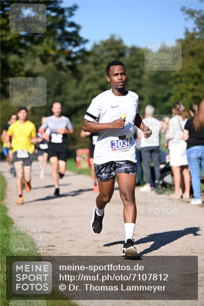 22.09.2024 - 32. Volkslauf durch das schöne Alstertal Dr. Thomas Lammeyer http://msf.ph/oto/7107812 22.09.2024 10:34:50 Laufen 3036 meine-sportfotos.de
