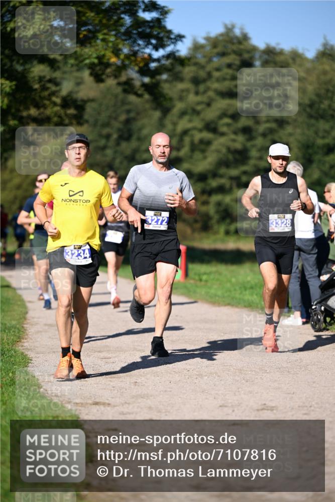 22.09.2024 - 32. Volkslauf durch das schöne Alstertal Dr. Thomas Lammeyer http://msf.ph/oto/7107816 22.09.2024 10:34:51 Laufen 3272, 3234, 3328 meine-sportfotos.de