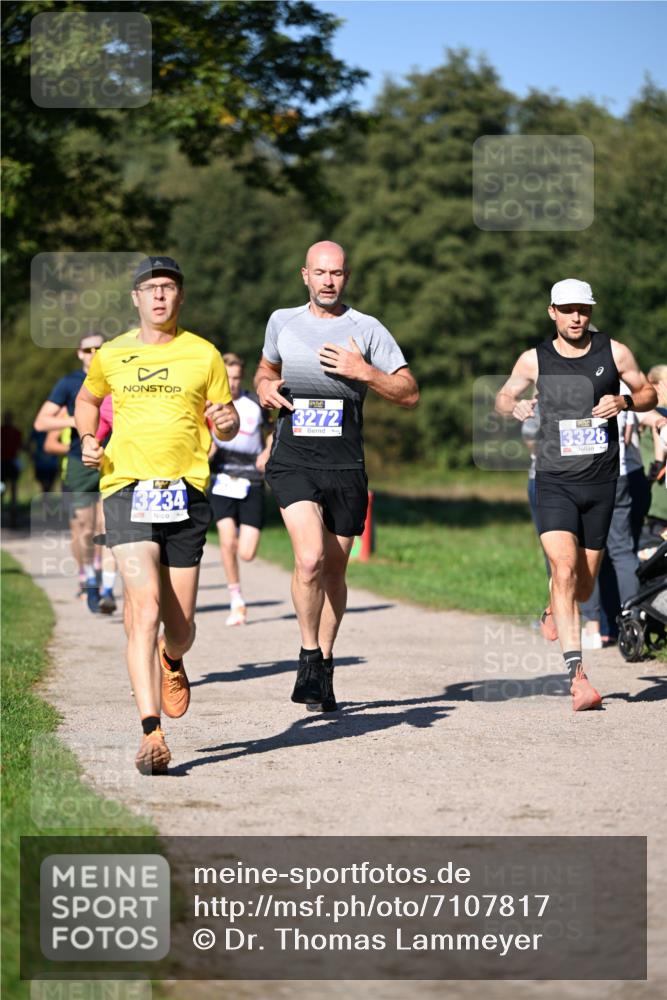 22.09.2024 - 32. Volkslauf durch das schöne Alstertal Dr. Thomas Lammeyer http://msf.ph/oto/7107817 22.09.2024 10:34:51 Laufen 90, 3272, 3234, 3328 meine-sportfotos.de