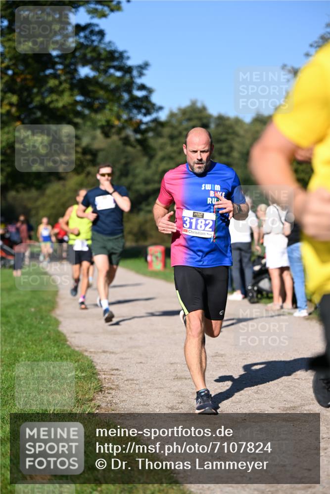 22.09.2024 - 32. Volkslauf durch das schöne Alstertal Dr. Thomas Lammeyer http://msf.ph/oto/7107824 22.09.2024 10:34:53 Laufen 3182 meine-sportfotos.de