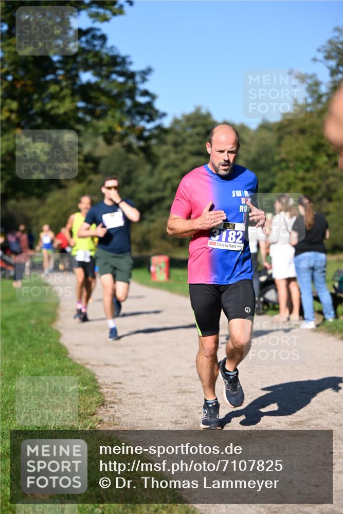 22.09.2024 - 32. Volkslauf durch das schöne Alstertal Dr. Thomas Lammeyer http://msf.ph/oto/7107825 22.09.2024 10:34:54 Laufen 3182 meine-sportfotos.de