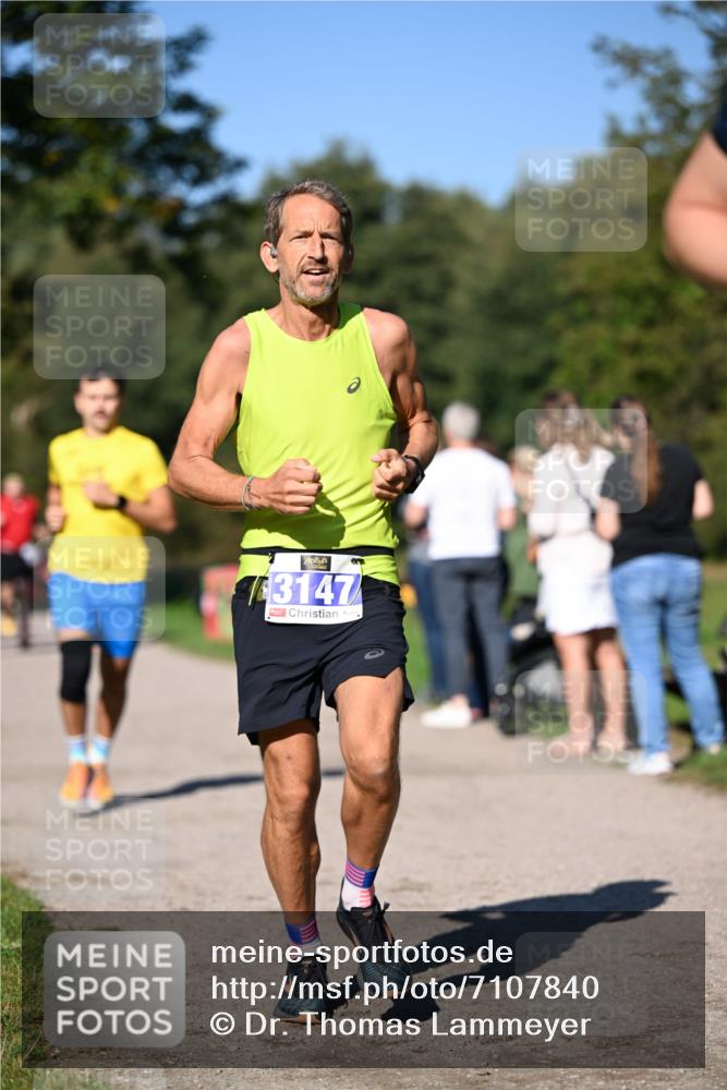 22.09.2024 - 32. Volkslauf durch das schöne Alstertal Dr. Thomas Lammeyer http://msf.ph/oto/7107840 22.09.2024 10:34:56 Laufen 3147 meine-sportfotos.de