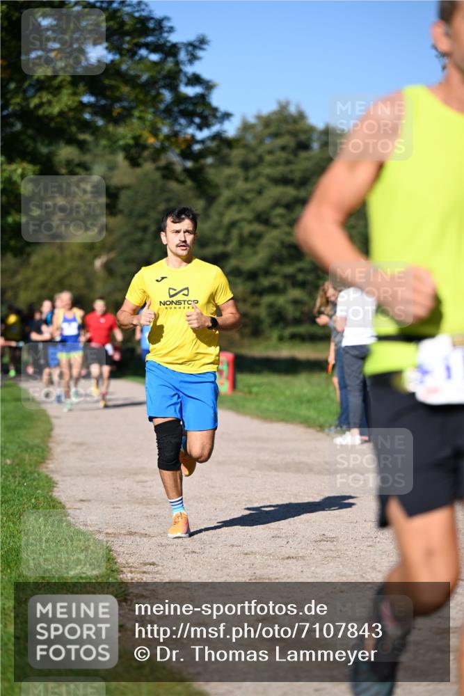 22.09.2024 - 32. Volkslauf durch das schöne Alstertal Dr. Thomas Lammeyer http://msf.ph/oto/7107843 22.09.2024 10:34:57 Laufen  meine-sportfotos.de