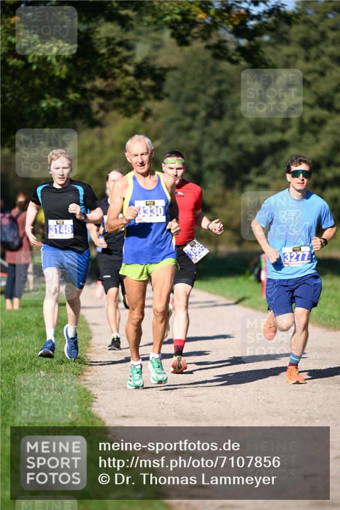 22.09.2024 - 32. Volkslauf durch das schöne Alstertal Dr. Thomas Lammeyer http://msf.ph/oto/7107856 22.09.2024 10:35:01 Laufen 3148, 3330, 3965, 12, 13277 meine-sportfotos.de