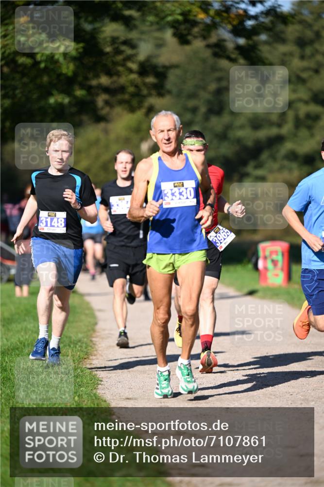 22.09.2024 - 32. Volkslauf durch das schöne Alstertal Dr. Thomas Lammeyer http://msf.ph/oto/7107861 22.09.2024 10:35:02 Laufen 3148, 3330, 3965 meine-sportfotos.de