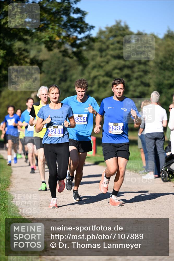 22.09.2024 - 32. Volkslauf durch das schöne Alstertal Dr. Thomas Lammeyer http://msf.ph/oto/7107889 22.09.2024 10:35:07 Laufen 3281, 3344, 3282 meine-sportfotos.de