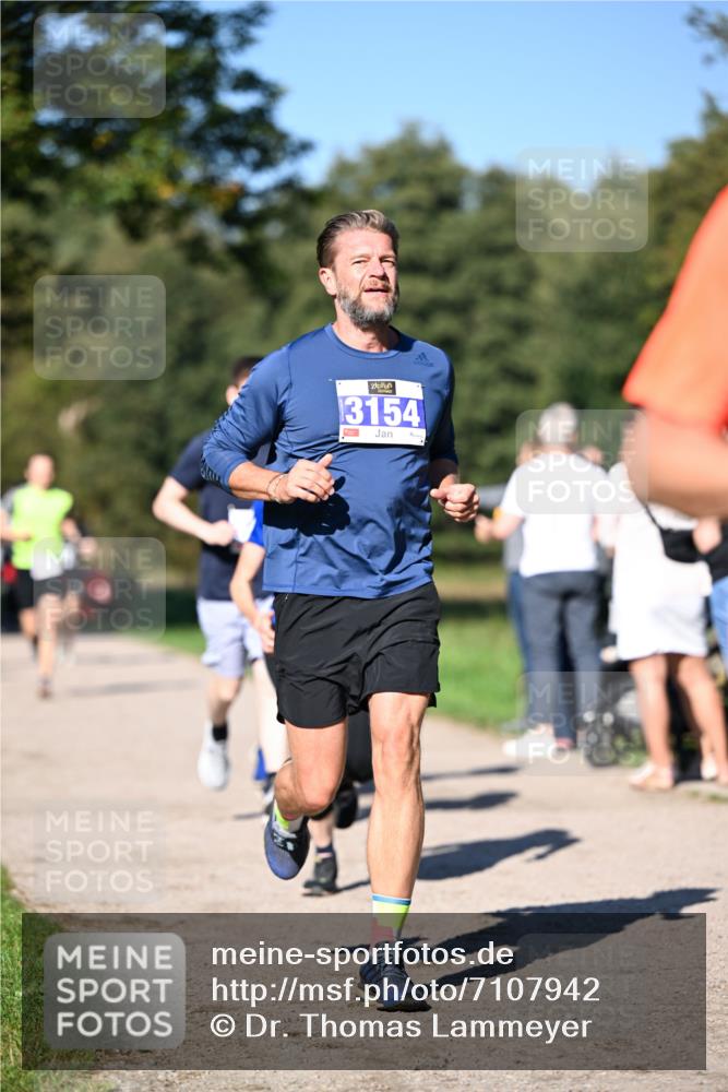 22.09.2024 - 32. Volkslauf durch das schöne Alstertal Dr. Thomas Lammeyer http://msf.ph/oto/7107942 22.09.2024 10:35:16 Laufen 3154, 1 meine-sportfotos.de