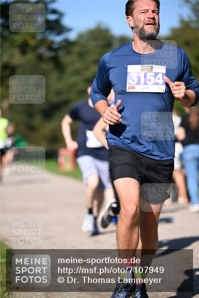 22.09.2024 - 32. Volkslauf durch das schöne Alstertal Dr. Thomas Lammeyer http://msf.ph/oto/7107949 22.09.2024 10:35:17 Laufen 3154 meine-sportfotos.de