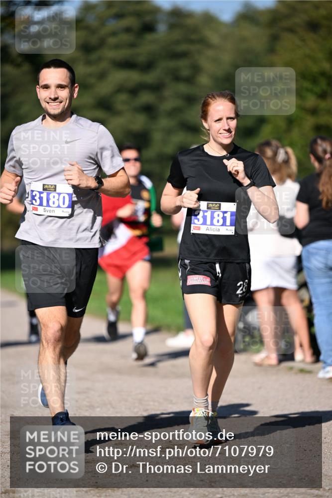 22.09.2024 - 32. Volkslauf durch das schöne Alstertal Dr. Thomas Lammeyer http://msf.ph/oto/7107979 22.09.2024 10:35:25 Laufen 3180, 3181, 28 meine-sportfotos.de