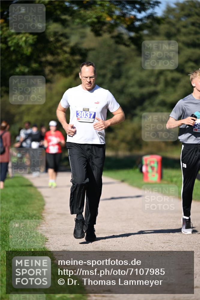 22.09.2024 - 32. Volkslauf durch das schöne Alstertal Dr. Thomas Lammeyer http://msf.ph/oto/7107985 22.09.2024 10:35:26 Laufen 3037, 26 meine-sportfotos.de