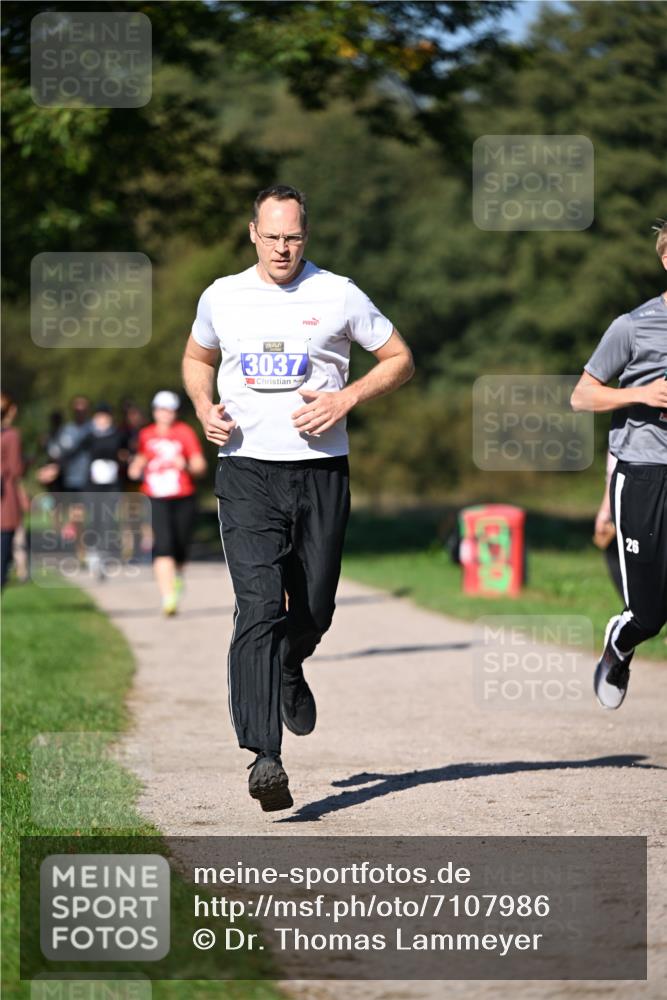 22.09.2024 - 32. Volkslauf durch das schöne Alstertal Dr. Thomas Lammeyer http://msf.ph/oto/7107986 22.09.2024 10:35:26 Laufen 3037 meine-sportfotos.de